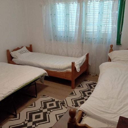 La Tataia Zahei Dragus Quarto foto